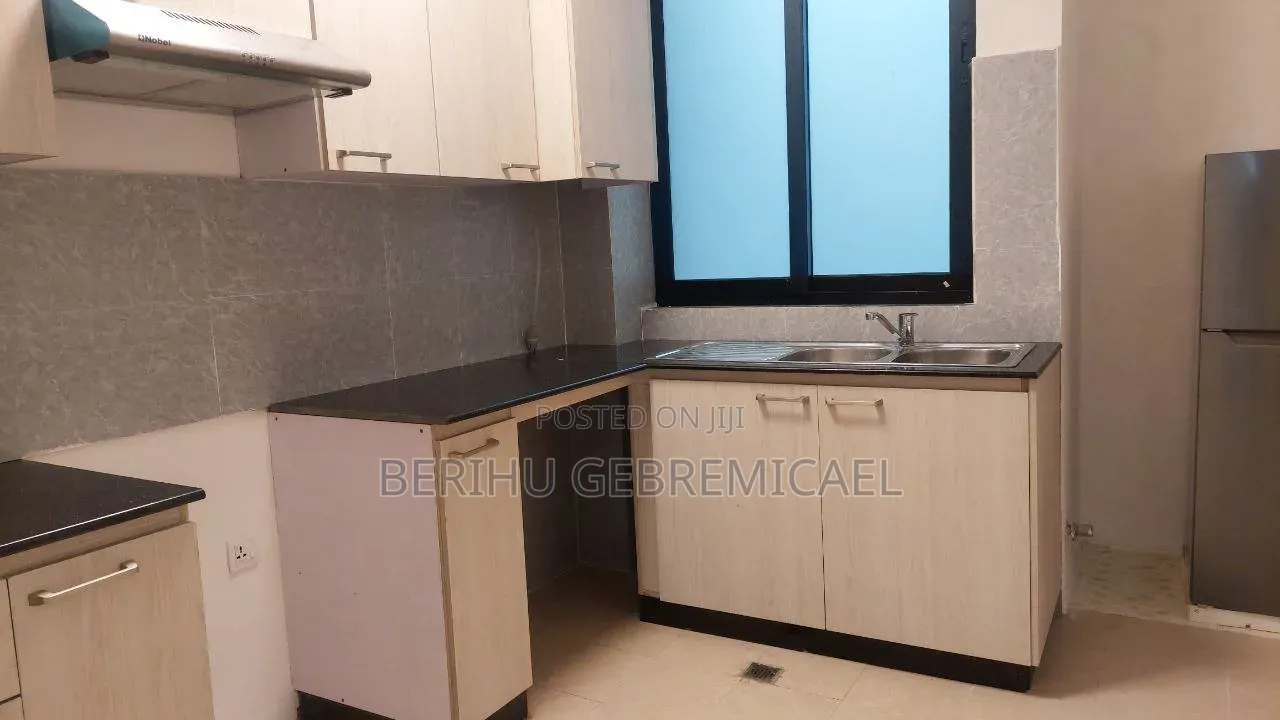2bdrm Apartment in ወሰን, Bole for rent