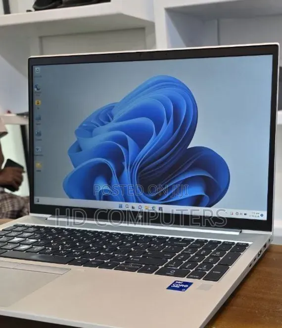 New Laptop HP EliteBook 850 G8 16GB Intel Core i7 SSD 512GB
