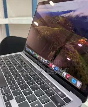 New Laptop Apple MacBook Pro 2021 M1 16GB Apple M1 SSD 512GB