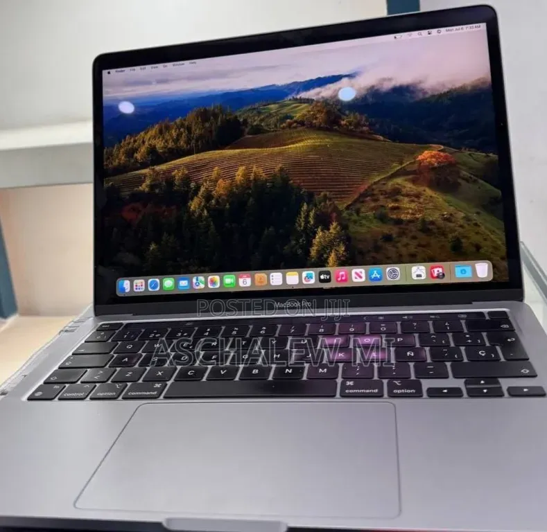 New Laptop Apple MacBook Pro 2021 M1 16GB Apple M1 SSD 512GB