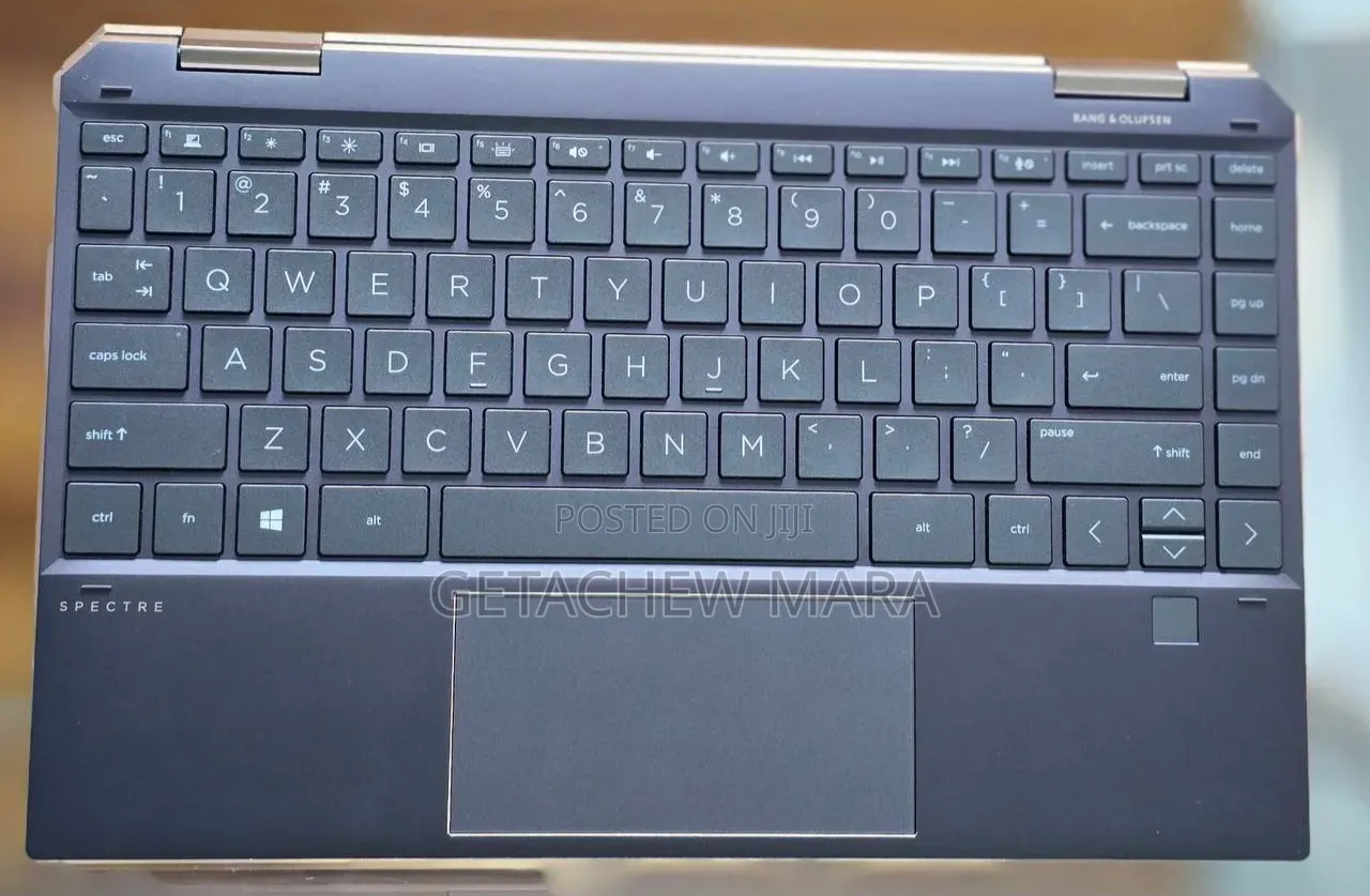 New Laptop HP Spectre 16GB Intel Core i7 SSD 1T