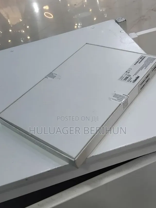 New Samsung Galaxy Tab S8 256 GB Silver