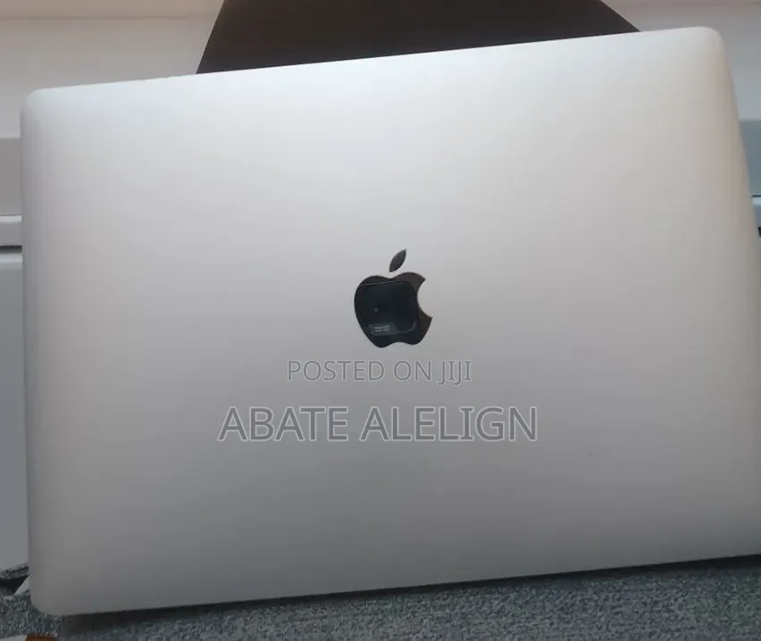 New Laptop Apple MacBook Air 2020 M1 8GB Apple M1 SSD 256GB