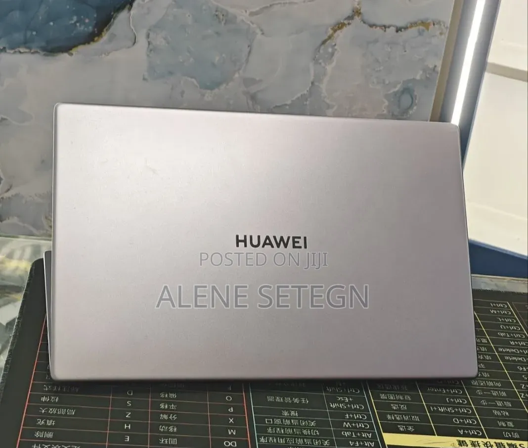 New Laptop Huawei 8GB Intel Core i3 SSD 256GB