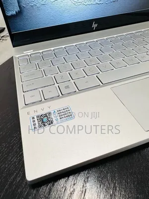 New Laptop HP Envy 13 8GB Intel Core i5 SSD 512GB