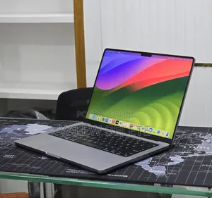 New Laptop Apple MacBook Pro 8GB Apple M3 Pro SSD 512GB