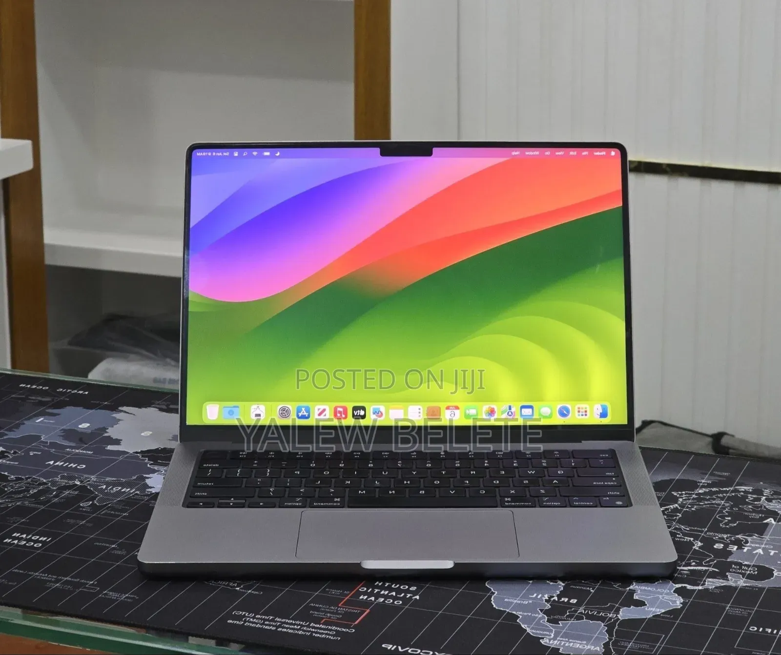 New Laptop Apple MacBook Pro 8GB Apple M3 Pro SSD 512GB