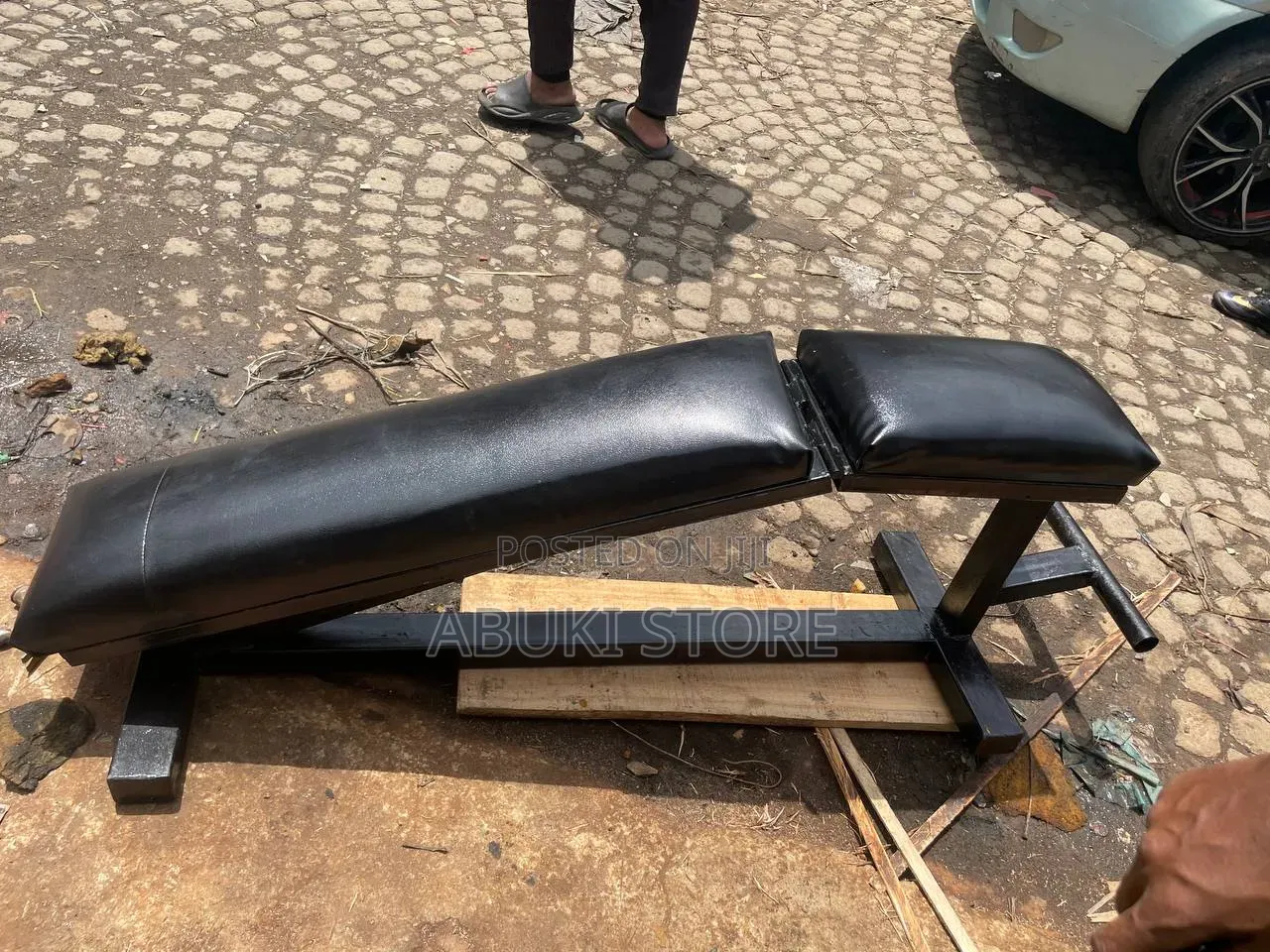 # Adjustable Bench