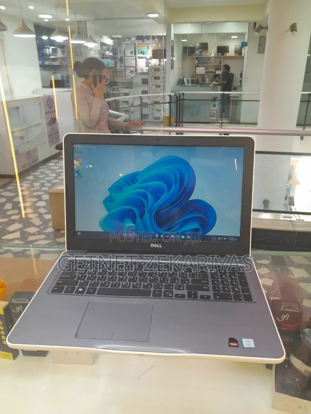 New Laptop Dell Inspiron 15 5567 8GB Intel Core i7 SSD 1T