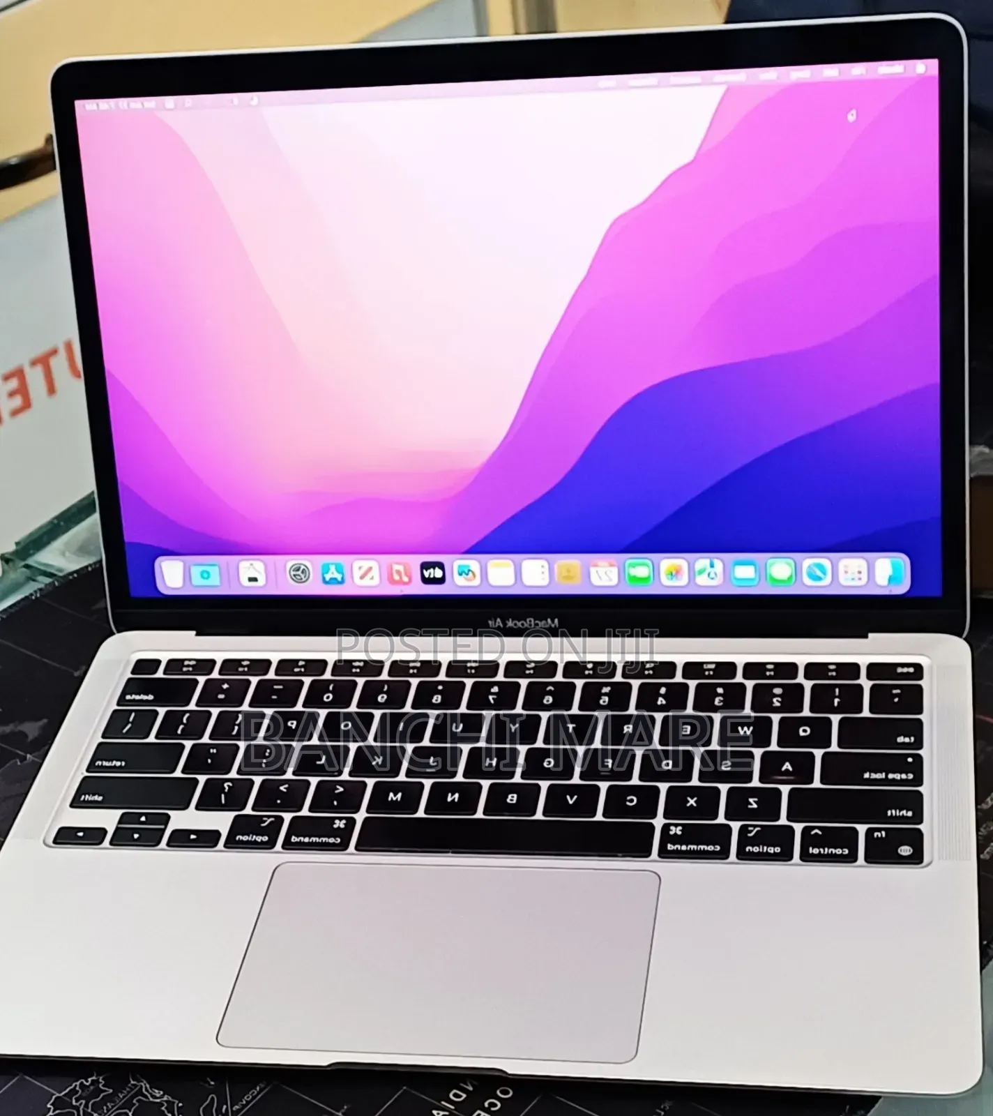 New Laptop Apple MacBook Air 2020 M1 16GB Apple M1 SSD 512GB