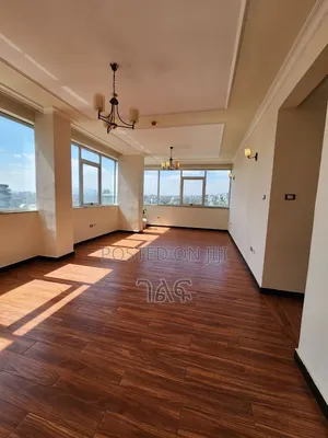 2bdrm Apartment in መገናኛ:ሾላ ገበያ, Bole for sale