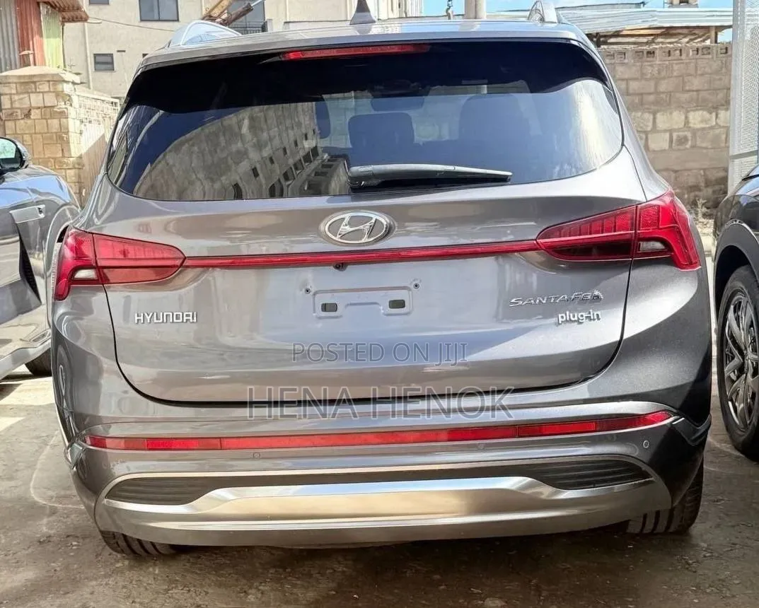 New Hyundai Santa Fe Hybrid 2023 Gray