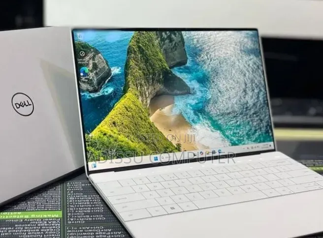 New Laptop Dell XPS 13 32GB Intel Core i7 SSD 512GB