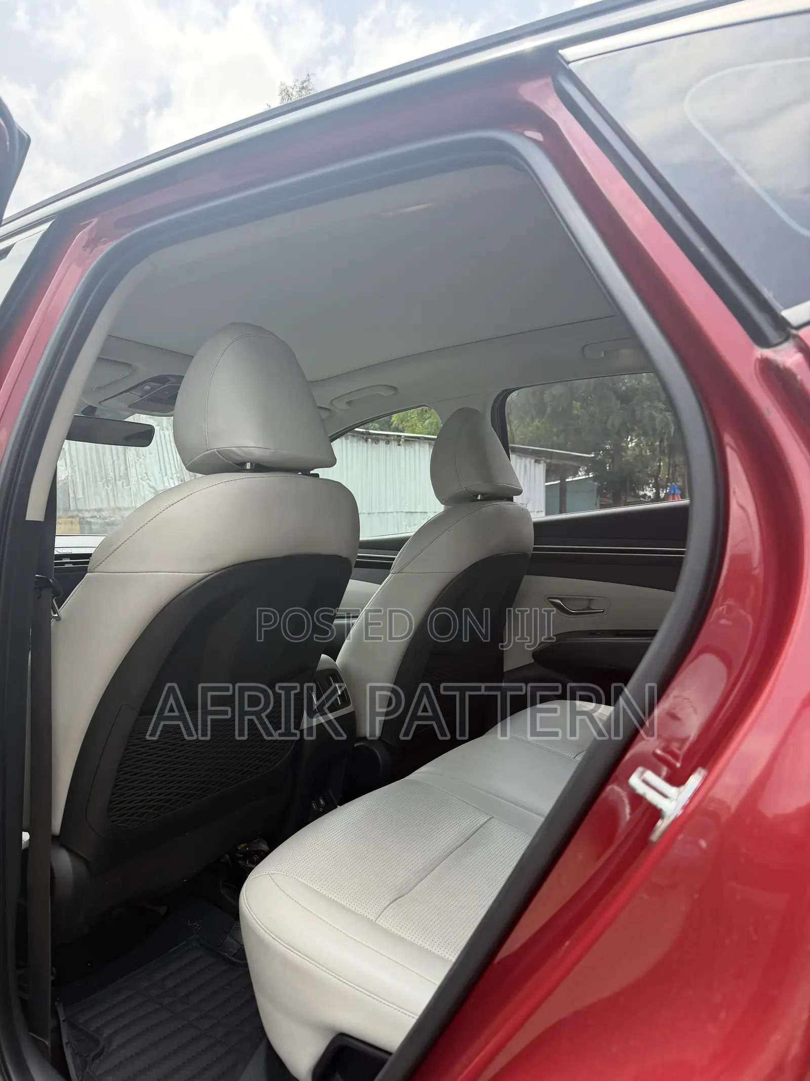 Hyundai Tucson SE 2022 Burgundy