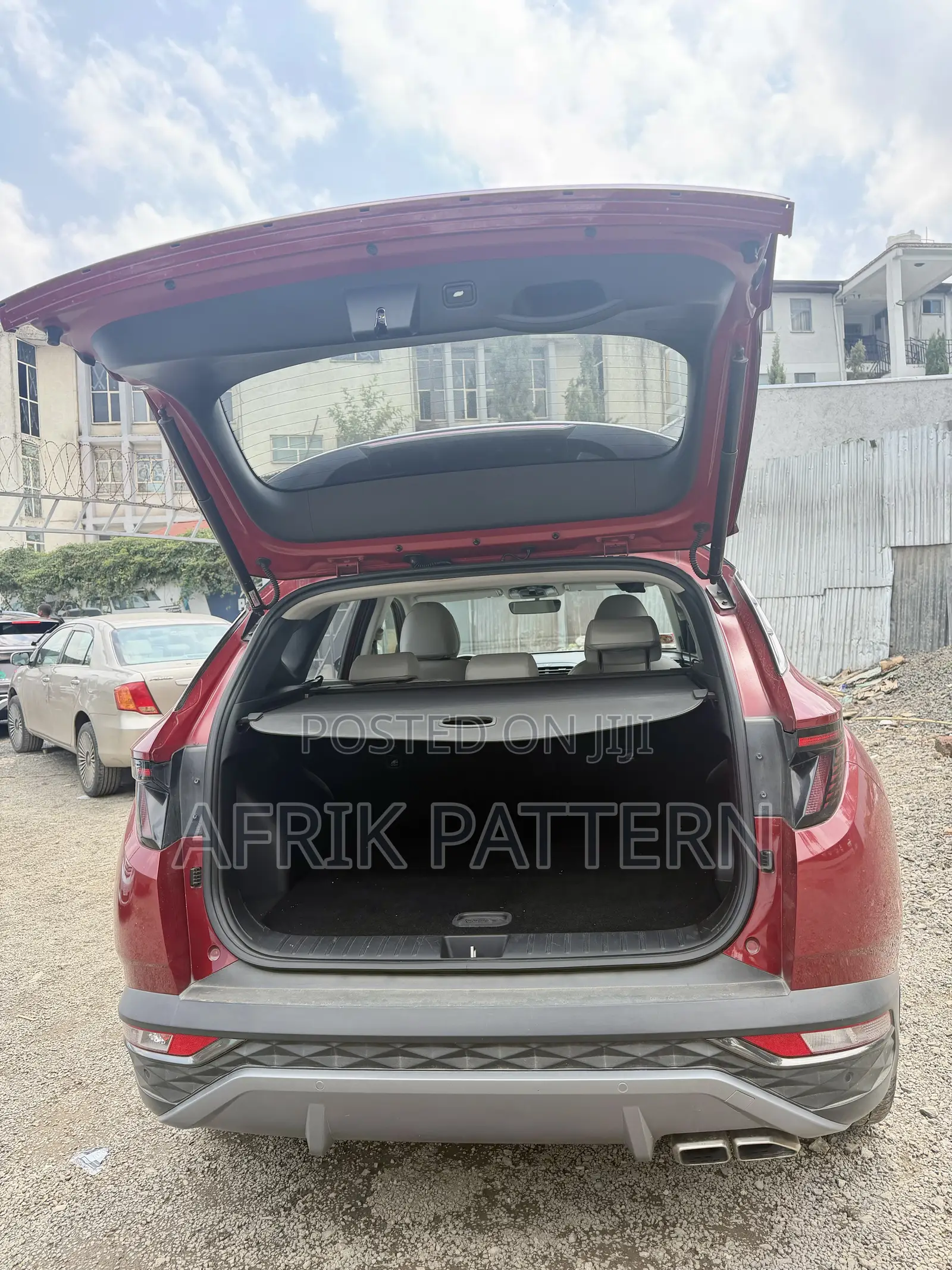 Hyundai Tucson SE 2022 Burgundy
