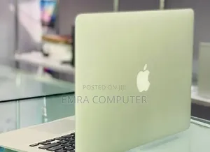 New Laptop Apple MacBook Pro 2017 8GB Apple M1 Max SSD 128GB
