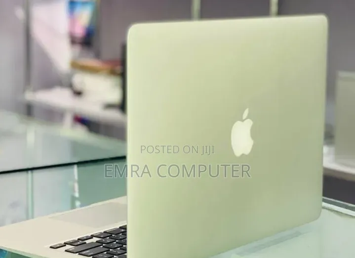 New Laptop Apple MacBook Pro 2017 8GB Apple M1 Max SSD 128GB