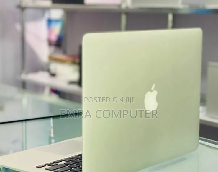 New Laptop Apple MacBook Pro 2017 8GB Apple M1 Max SSD 128GB