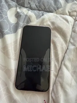 Apple iPhone 13 128 GB Pink