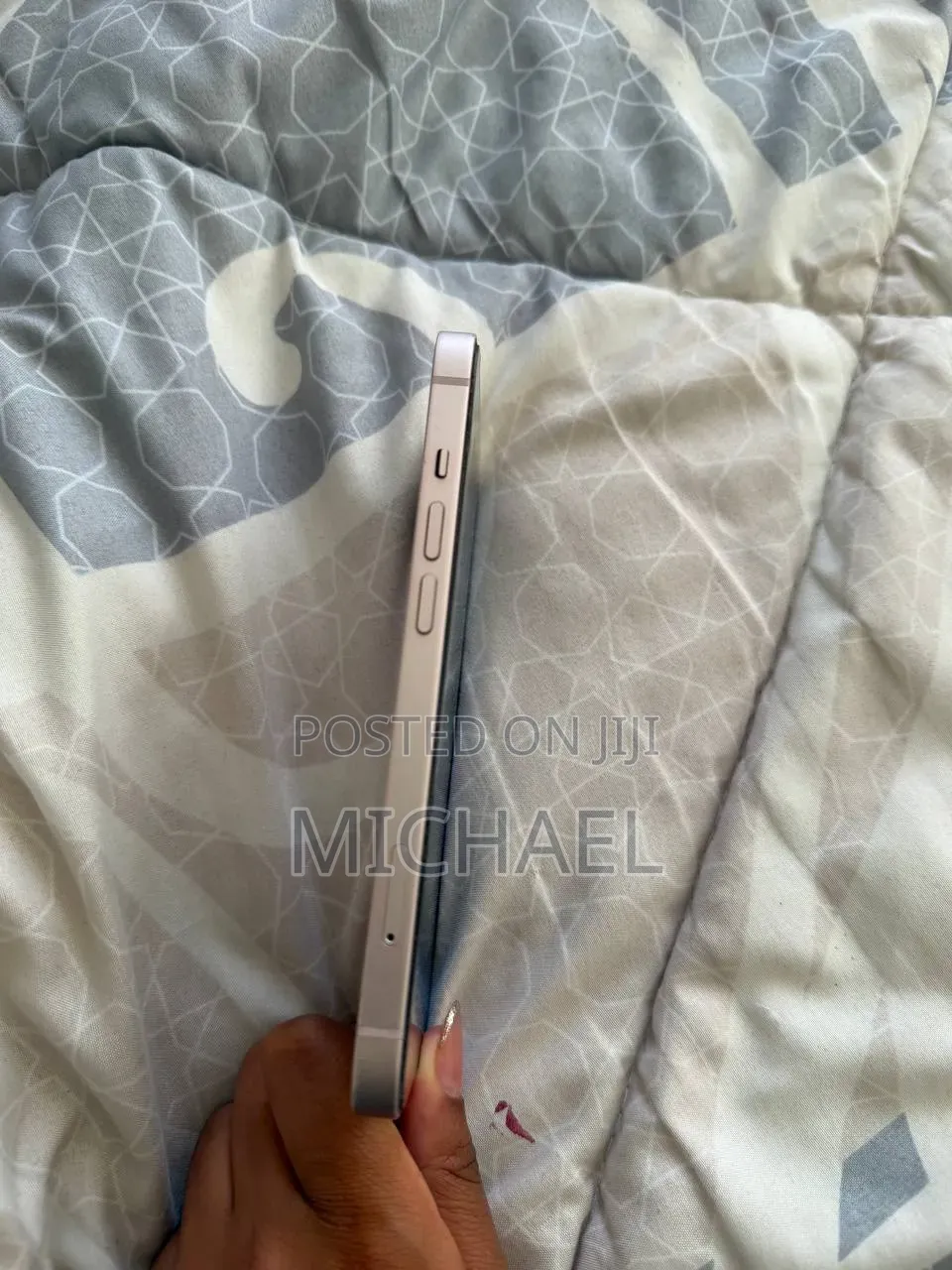 Apple iPhone 13 128 GB Pink