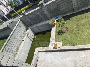 7bdrm House in Yeka for rent