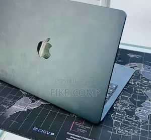 New Laptop Apple MacBook Air 2022 M2 16GB Apple M2 SSD 512GB