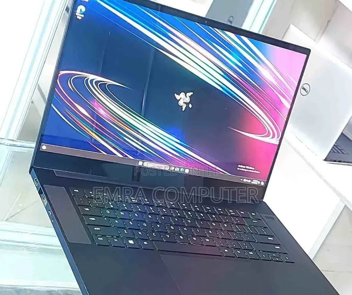 New Laptop Razer Blade 16GB Intel Core i7 SSD 512GB