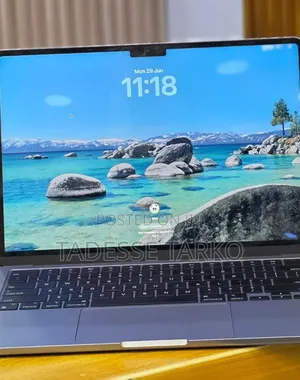 New Laptop Apple MacBook Air 2022 M2 8GB Apple M2 SSD 256GB