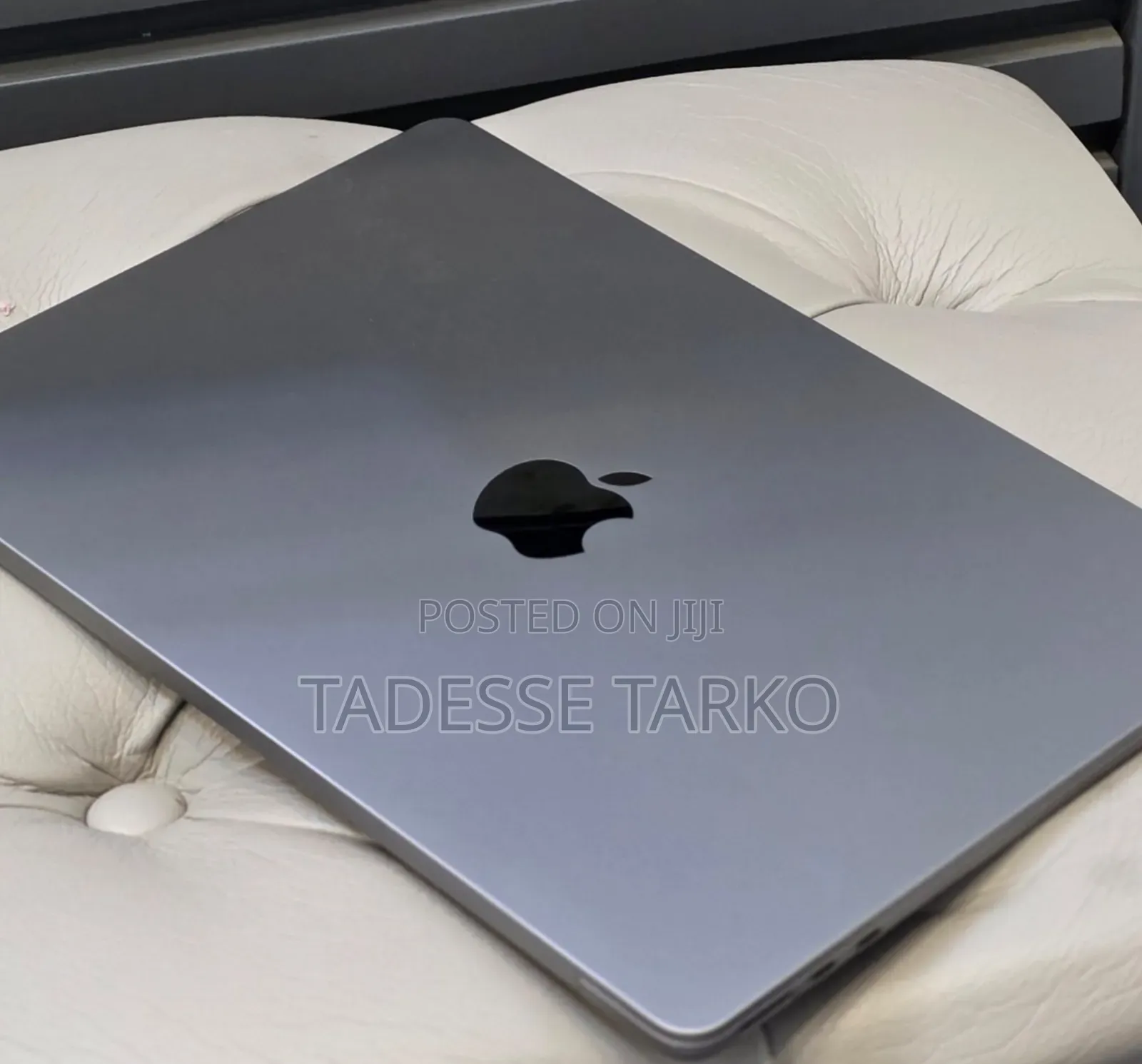 New Laptop Apple MacBook Air 2022 M2 8GB Apple M2 SSD 256GB
