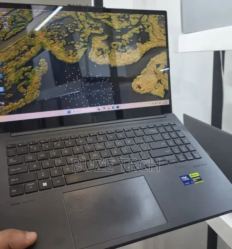 New Laptop Asus Vivobook 15 16GB Intel Core Ultra 9 SSD 512GB
