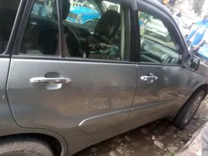 Toyota RAV4 1.8 2005 Silver