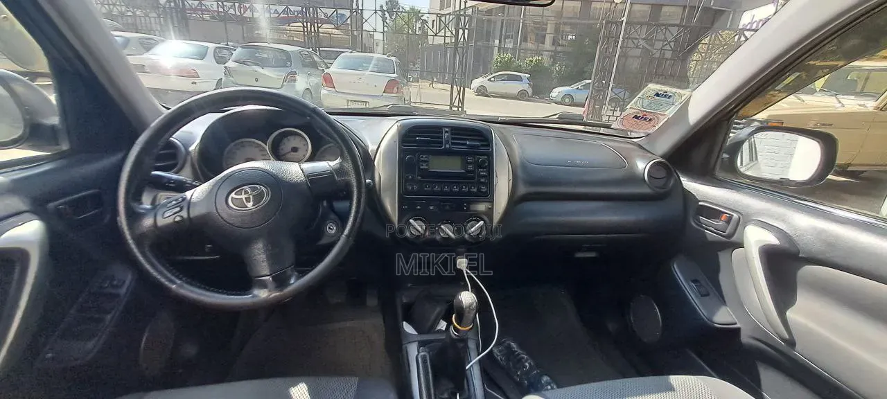 Toyota RAV4 1.8 2005 Silver