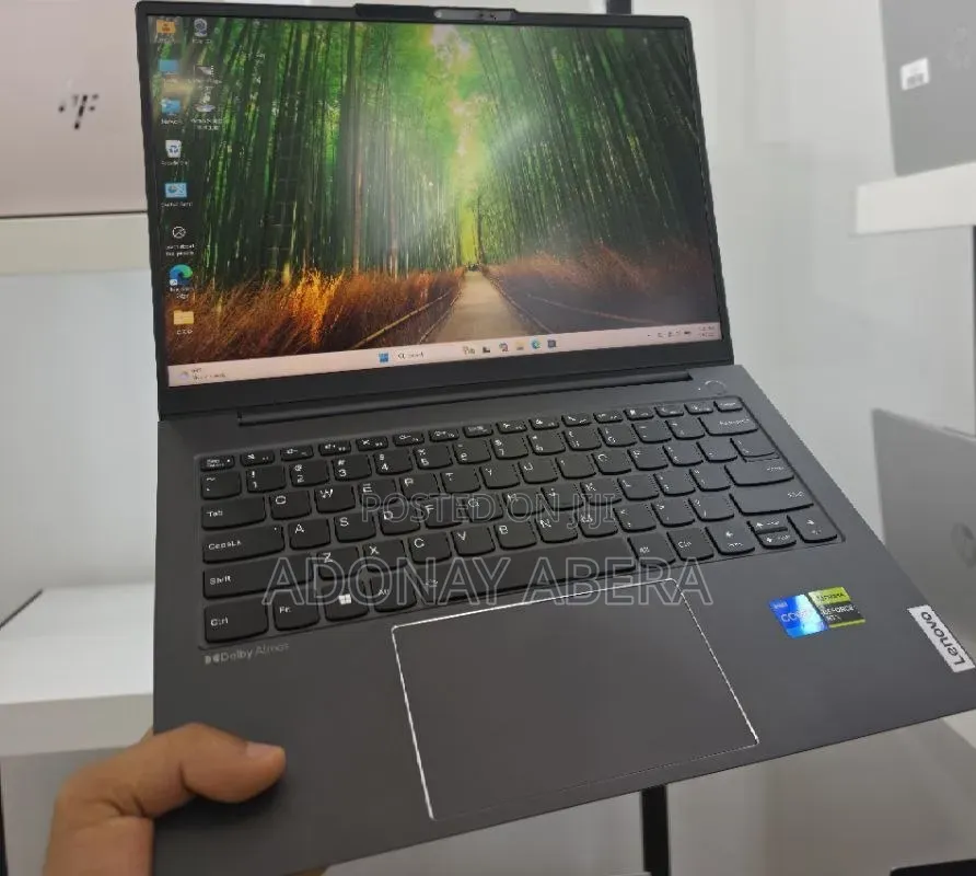New Laptop Lenovo 16GB Intel Core i7 SSD 512GB