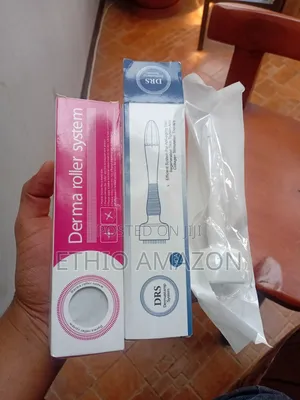 Derma Stamp With Derma Roller