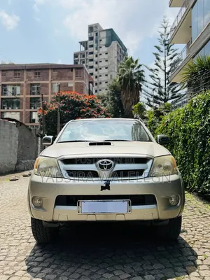 Toyota Hilux 2007 Gold