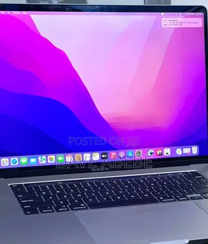 New Laptop Apple MacBook Pro 2019 32GB Intel Core i9 SSD 512GB