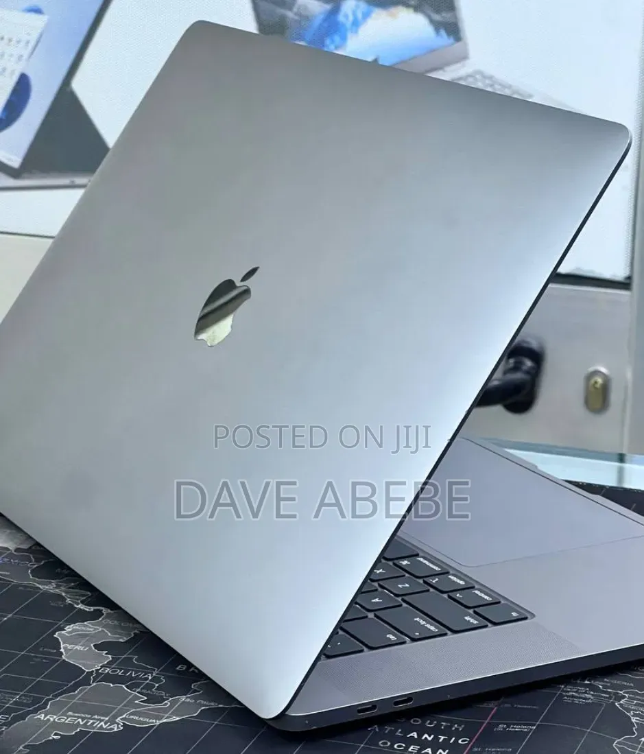 New Laptop Apple MacBook Pro 2019 32GB Intel Core i9 SSD 512GB