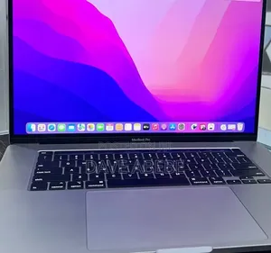 New Laptop Apple MacBook Pro 2019 32GB Intel Core i9 SSD 512GB