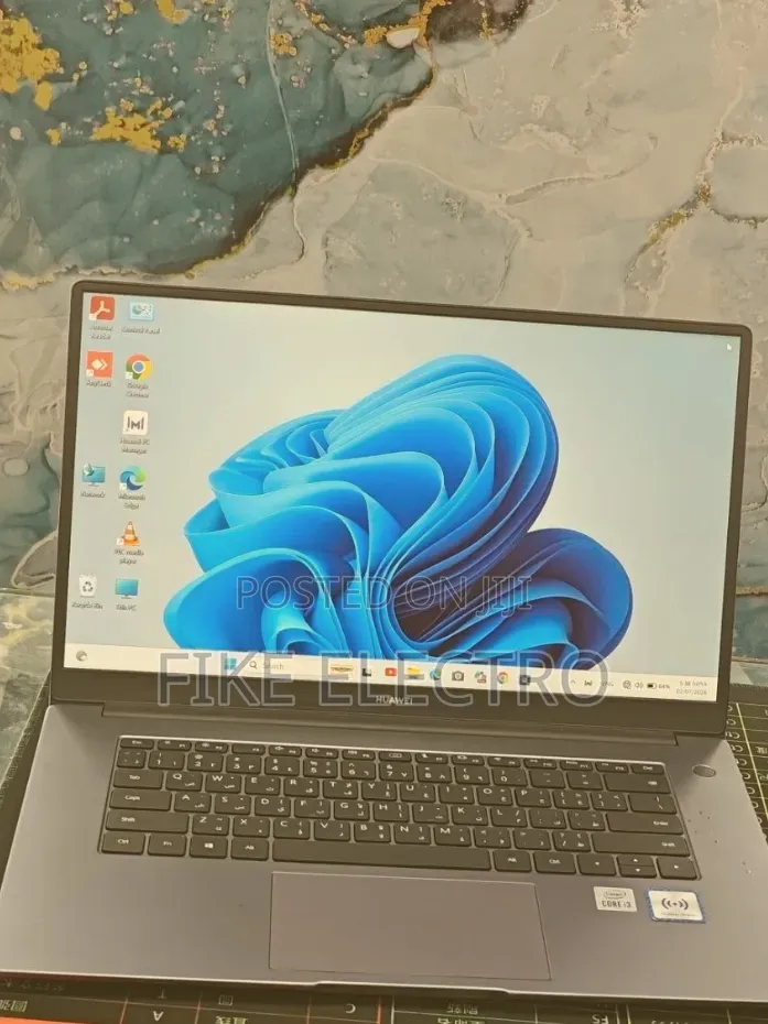 New Laptop Huawei Matebook D 15 8GB Intel Core i3 SSD 256GB