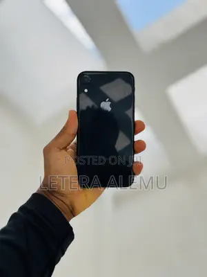 Apple iPhone XR 64 GB Black