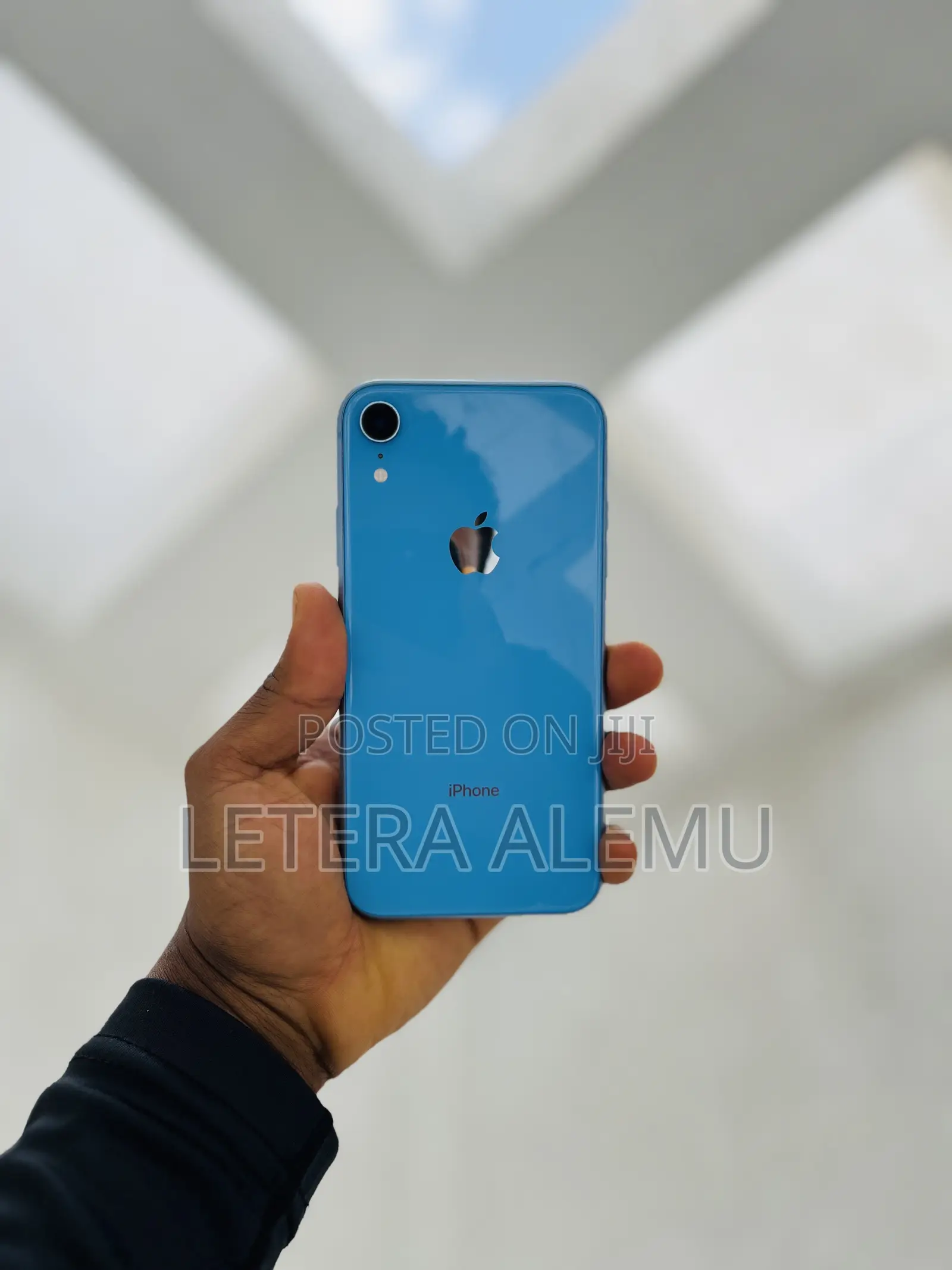 New Apple iPhone XR 64 GB Blue