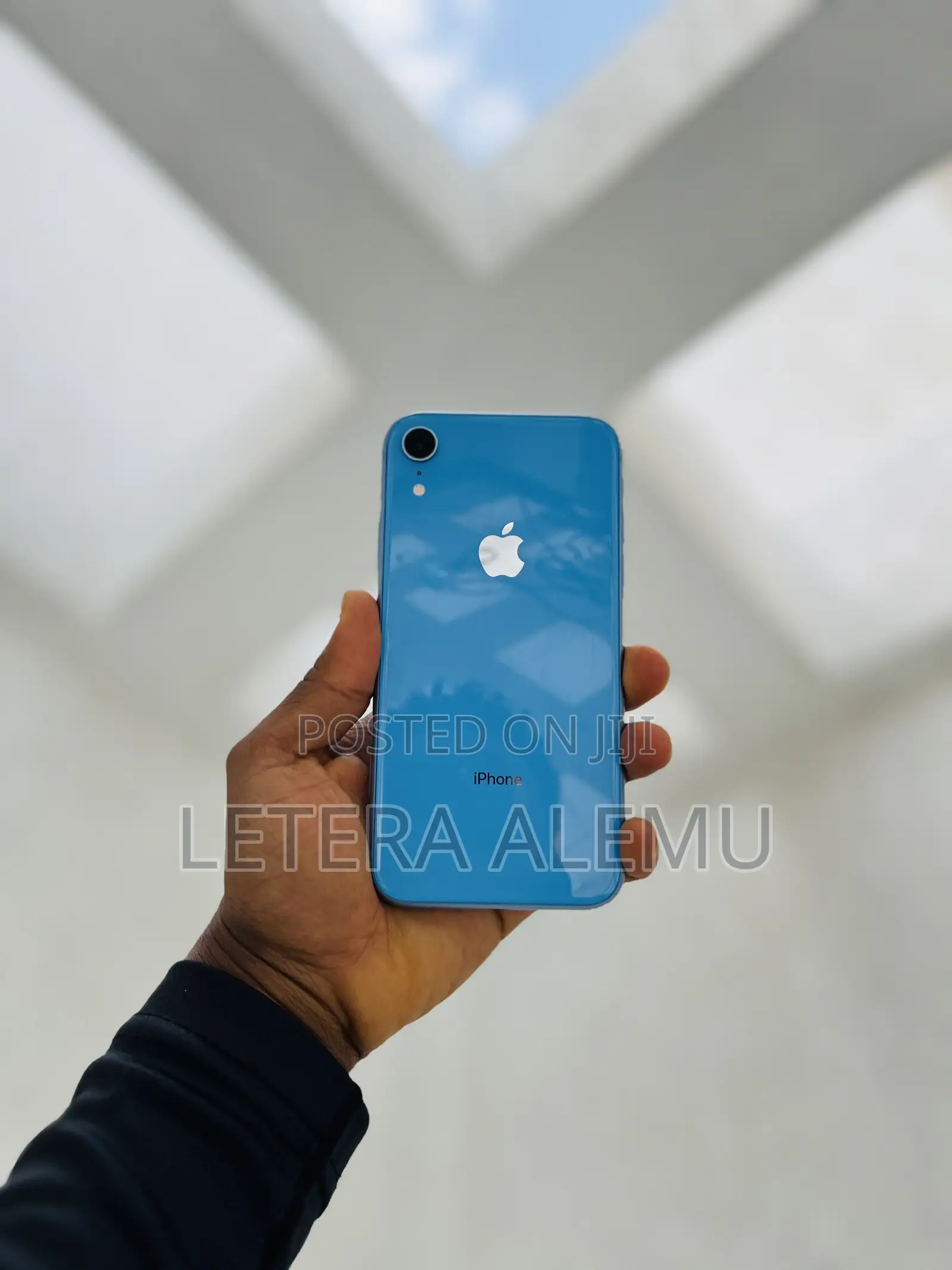 New Apple iPhone XR 64 GB Blue