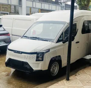 New Bus 2025 White