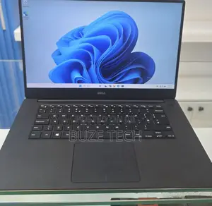 New Laptop Dell 16GB Intel Core i7 SSD 512GB