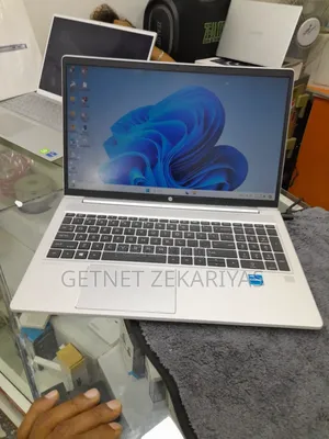 New Laptop HP ProBook 450 G8 8GB Intel Core i3 SSD 512GB