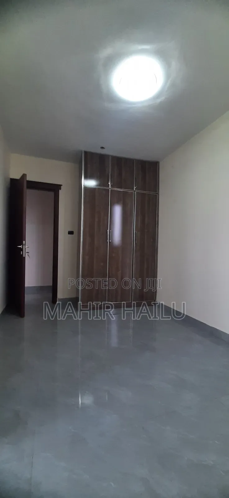 5bdrm Apartment in Real, Bole for rent