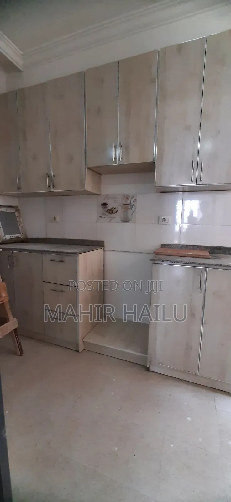 3bdrm Apartment in Real, Bole for rent