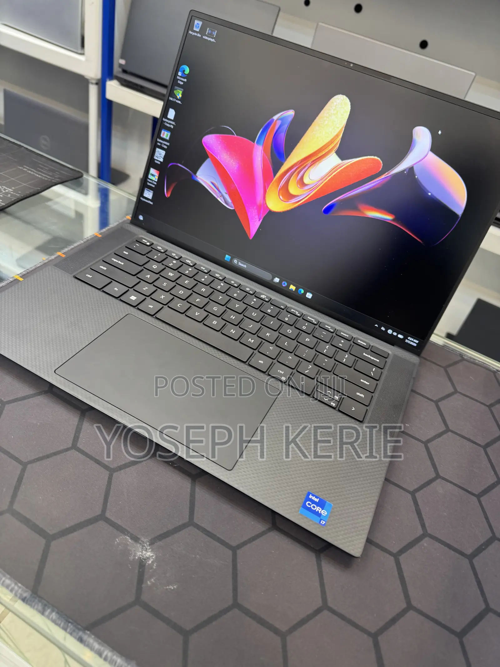 New Laptop Dell Precision 5570 16GB Intel Core i7 SSD 512GB