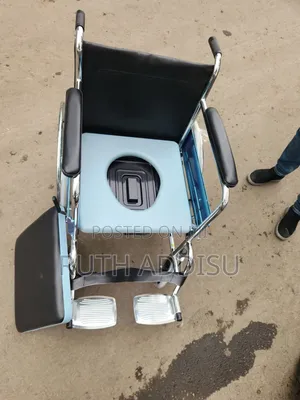 Entros Lightweight Wheelchair With Commode Seat Cushion and Poty