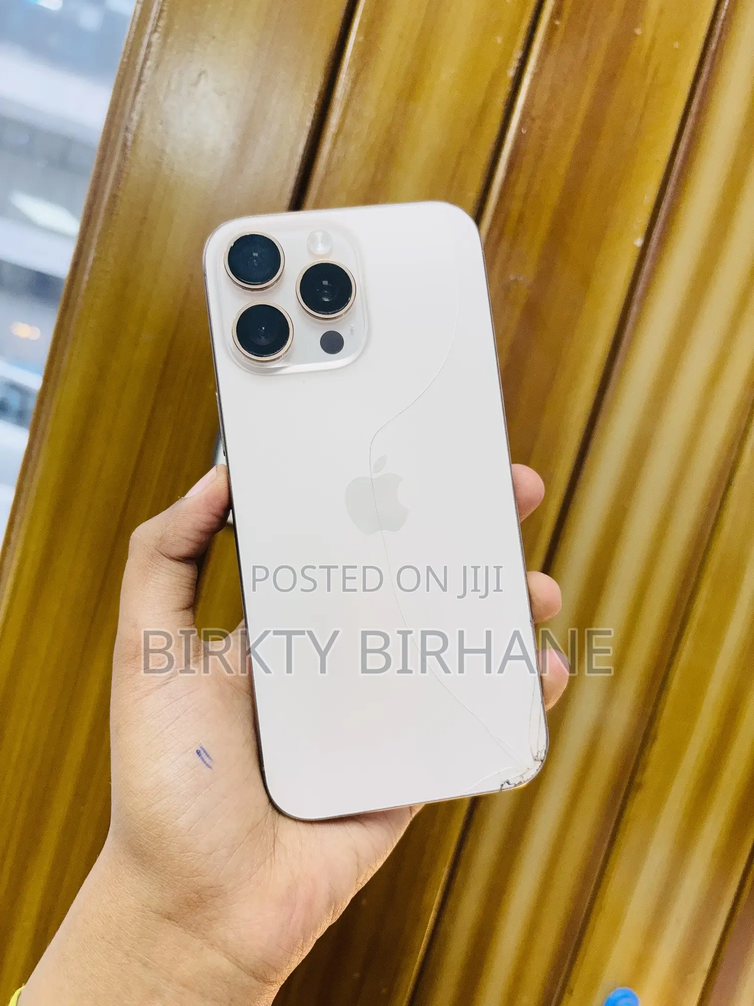 Apple iPhone 16 Pro Max 256 GB Gold